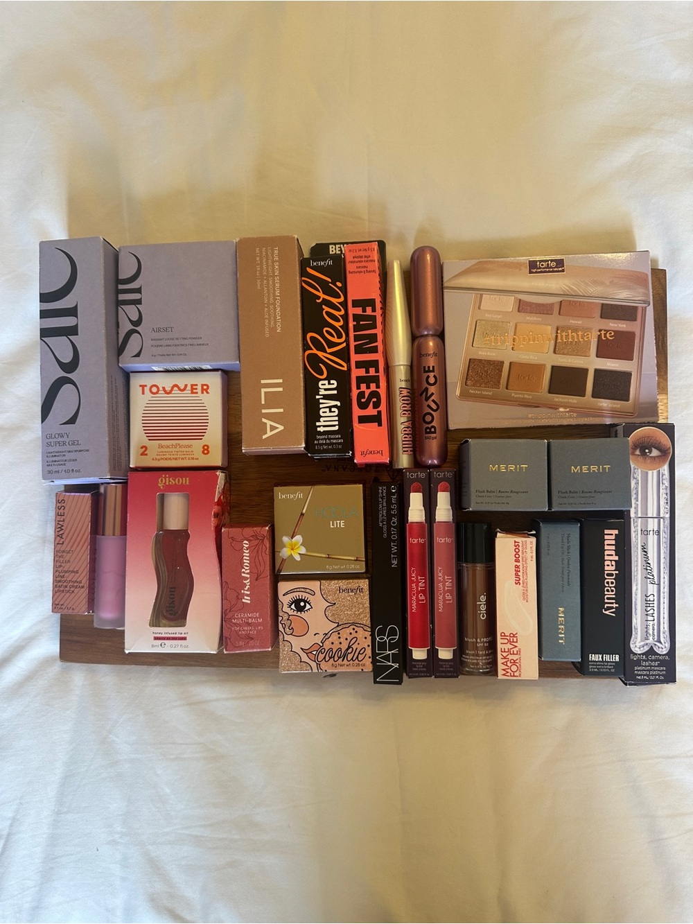 NEW Makeup Lot 20+ Pieces | ILIA Benefit Tarte Merit Huda Saie & More